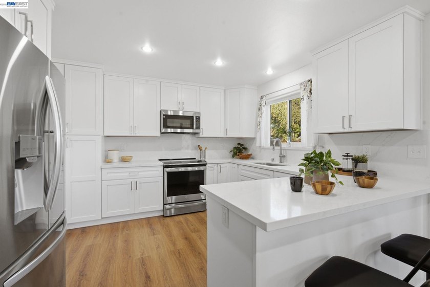Welcome home to this beautifully positioned corner-lot property - photo 16