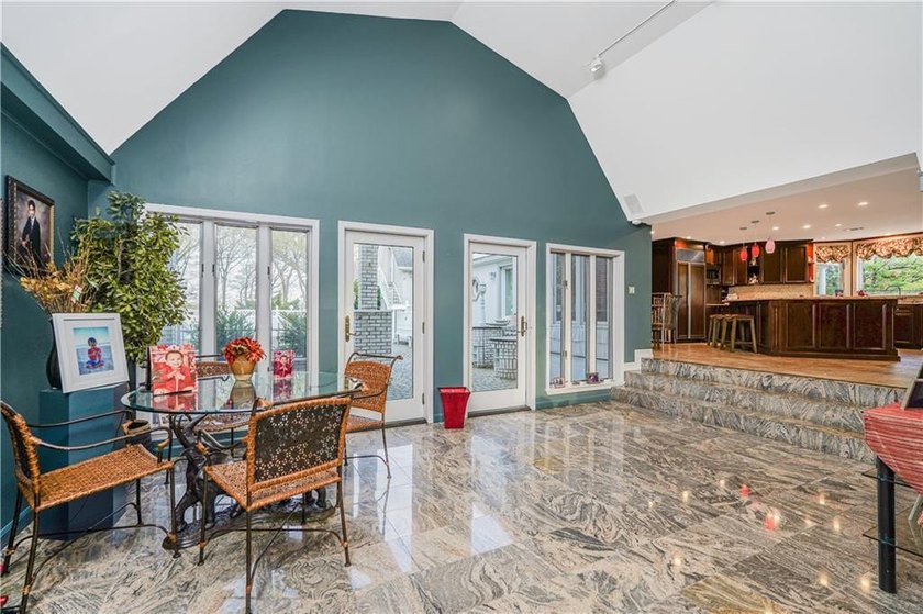 Welcome to 26 High Point Road, a stunning custom residence - photo 18