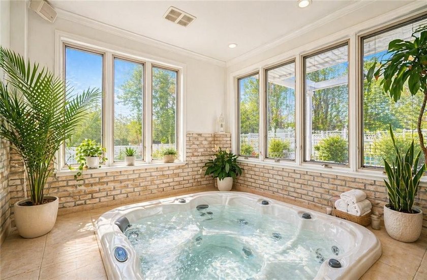 Welcome to 26 High Point Road, a stunning custom residence - photo 20