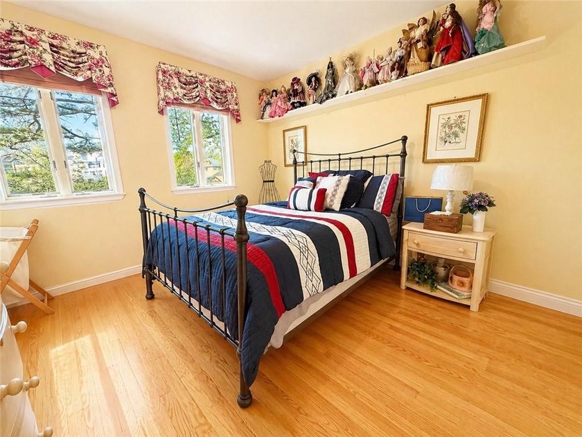 Welcome to 26 High Point Road, a stunning custom residence - photo 25