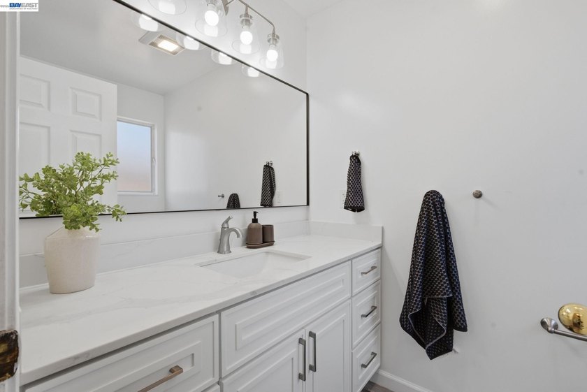 Welcome home to this beautifully positioned corner-lot property - photo 32