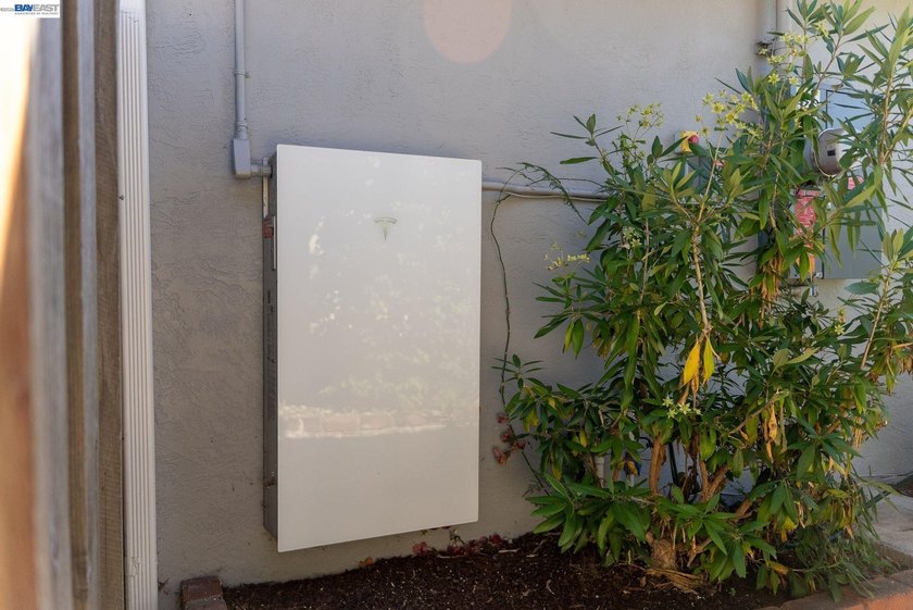 Welcome home to this beautifully positioned corner-lot property - photo 45