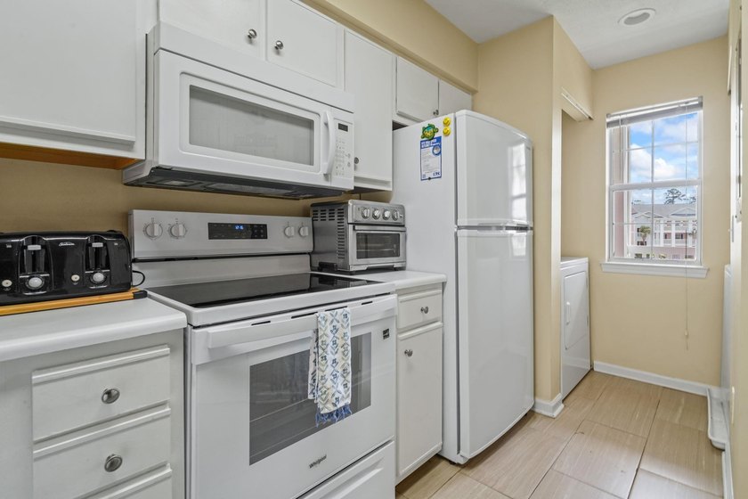 Welcome to the highly desirable Waterway Village community - photo 5