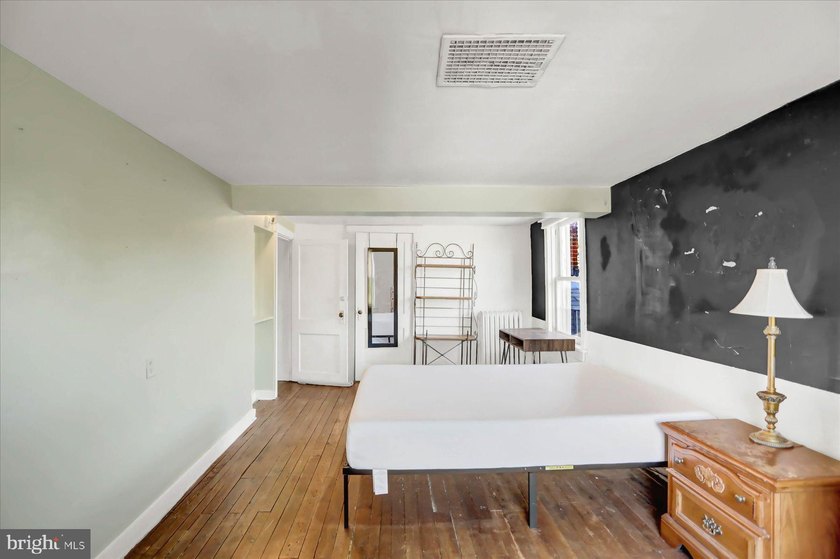 Prime Mixed-Use Investment Opportunity in the Heart of Downtown - photo 20