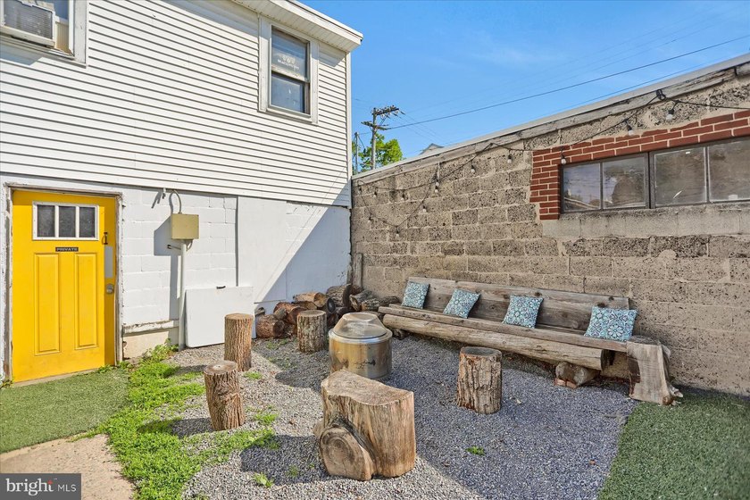 Prime Mixed-Use Investment Opportunity in the Heart of Downtown - photo 26