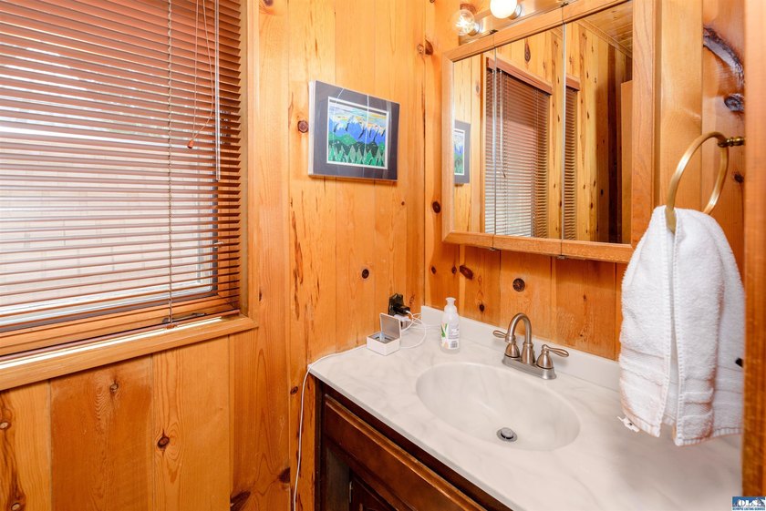 Tucked away on a private road in the desirable Deer Park area - photo 32
