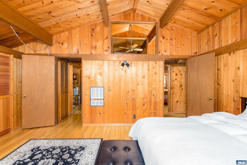 Tucked away on a private road in the desirable Deer Park area - photo 39