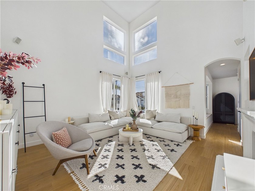 This fabulous beach home located just a mile from the ocean is - photo 15