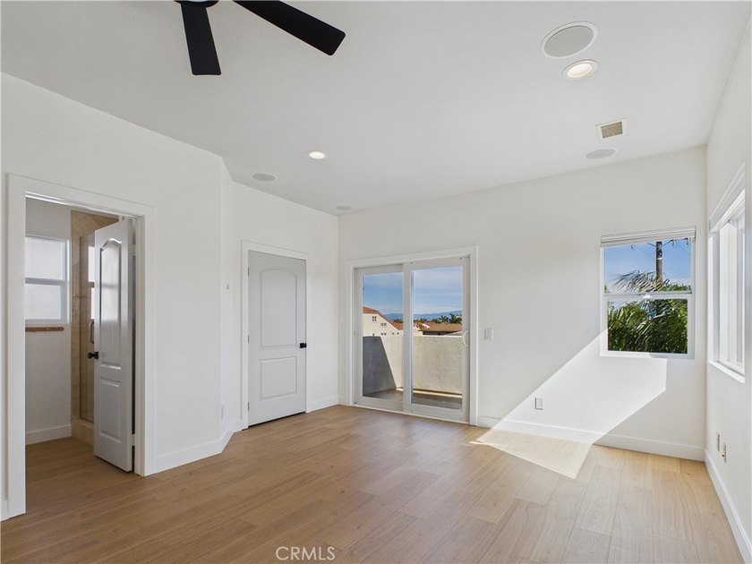 This fabulous beach home located just a mile from the ocean is - photo 26