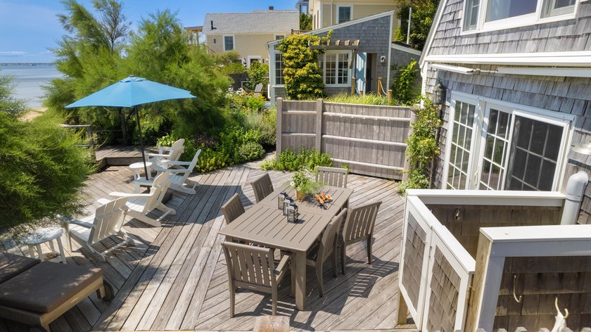 Welcome to your private waterfront retreat in the east end of - photo 28