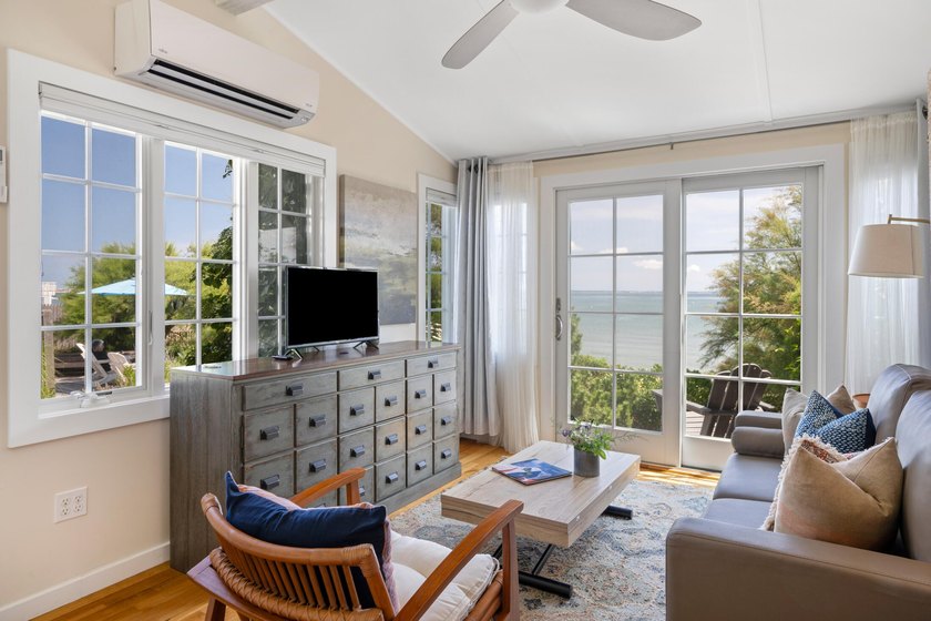 Welcome to your private waterfront retreat in the east end of - photo 32
