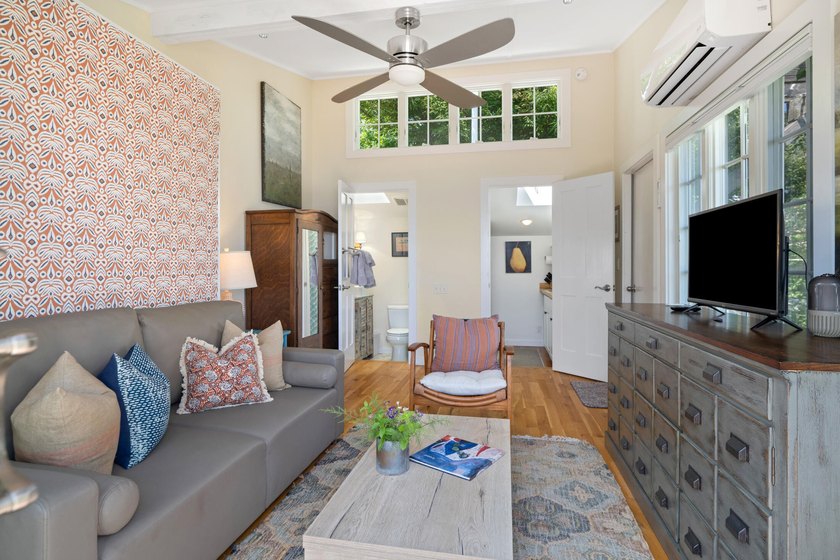 Welcome to your private waterfront retreat in the east end of - photo 34