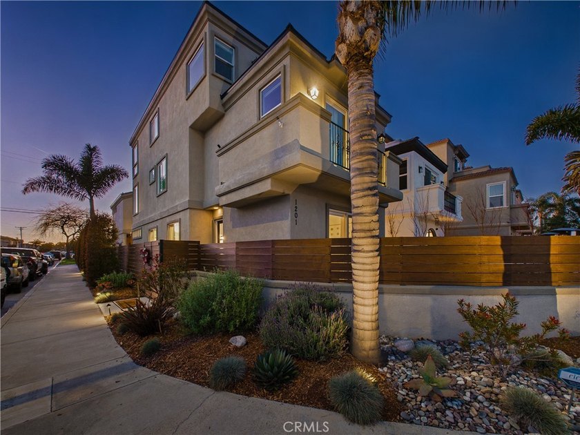 This fabulous beach home located just a mile from the ocean is - photo 35