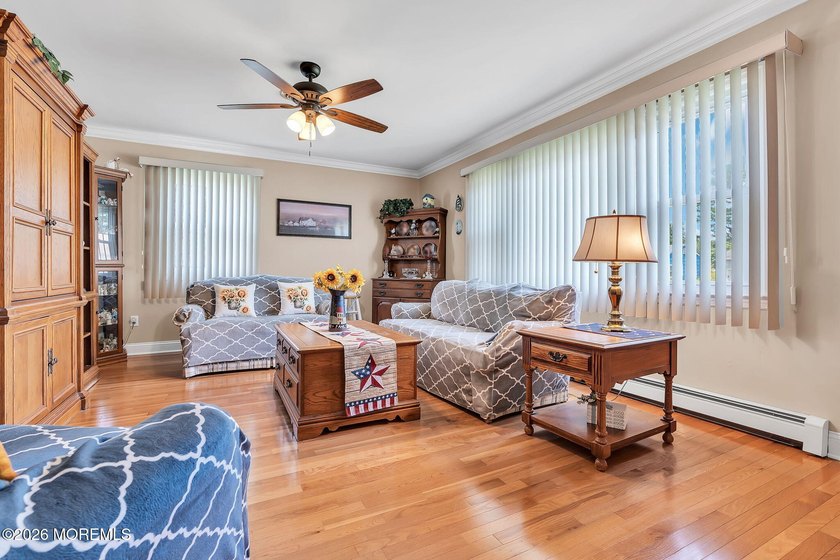 Move right into this well-maintained 2-bedroom, 2-bath home in - photo 12