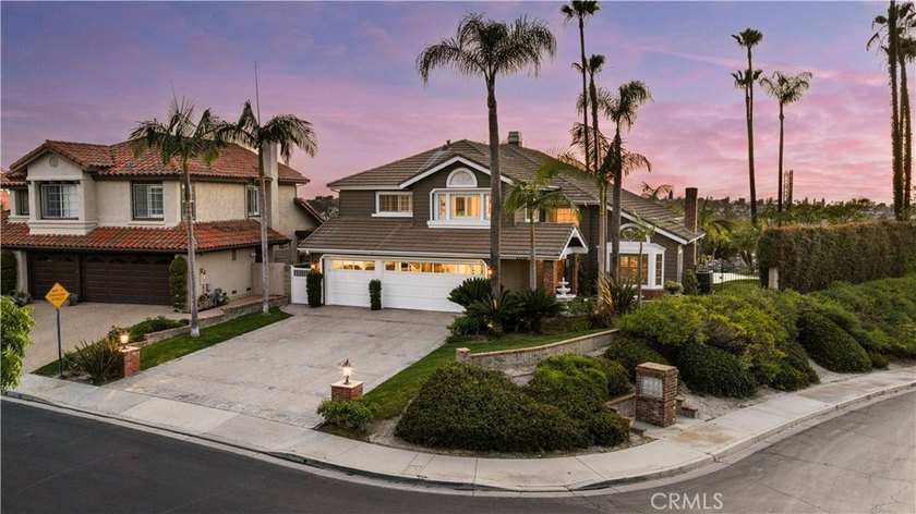 Welcome to 22101 Stillwater, Mission Viejo - a beautifully - photo 3