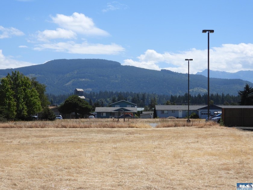 Sequim's Lifestyle District offers a great range of Health Care - photo 15