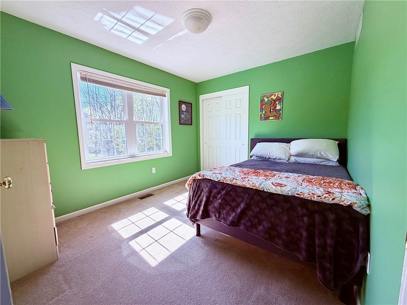 Spacious 4-bedroom, 2.5-bath home featuring a dramatic 2-story - photo 22