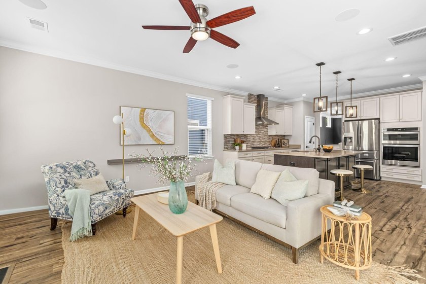 Welcome to 2073 Kemmerlin Street, a beautifully appointed home - photo 19