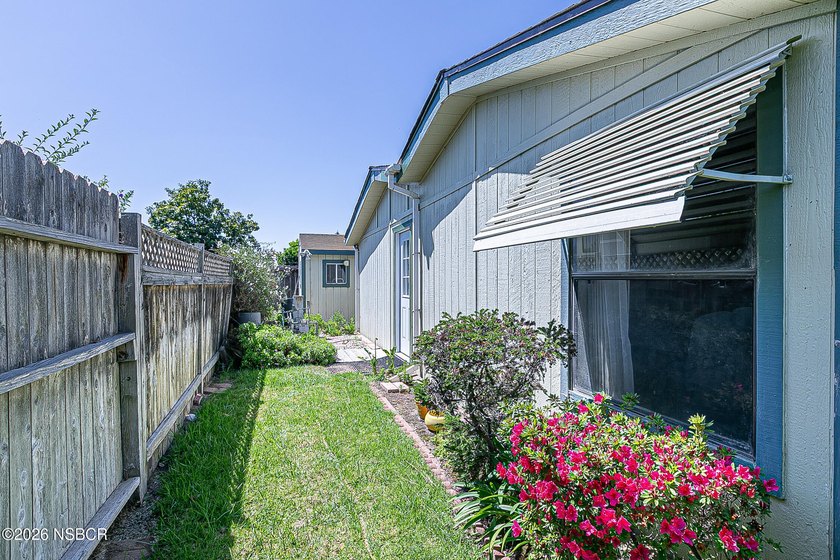 This impressive Triple wide manufactured home on a serene Green - photo 25