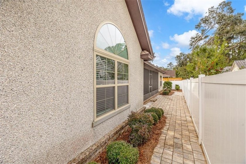 Welcome to Your Dream Home in the Desirable Township Bluff - photo 33