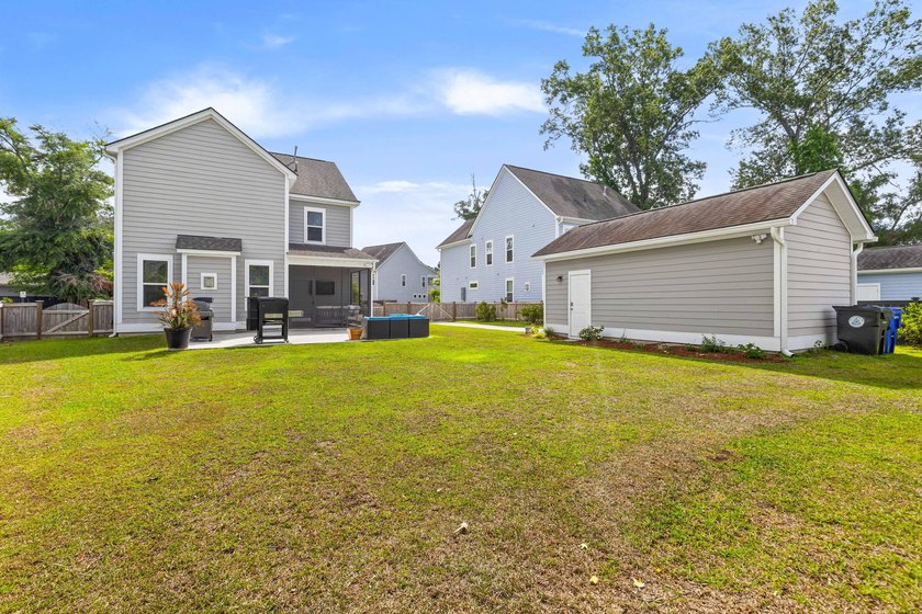 Welcome to 2073 Kemmerlin Street, a beautifully appointed home - photo 43