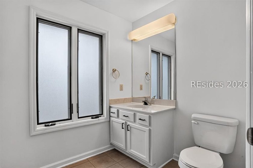 Looking for a spacious townhome in the heart of Old Town - photo 18