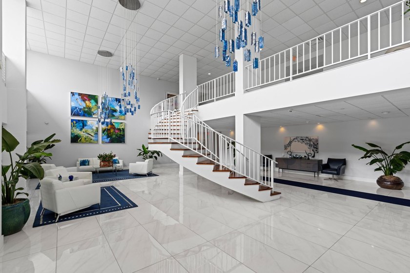 ABSOLUTELY GORGEOUS WATERFRONT CONDO | BREATHTAKING INTRACOASTAL - photo 21