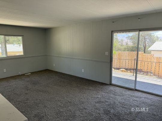 Tastefully Updated Remodel! Home has Gorgeous Shaker Cabinets - photo 7