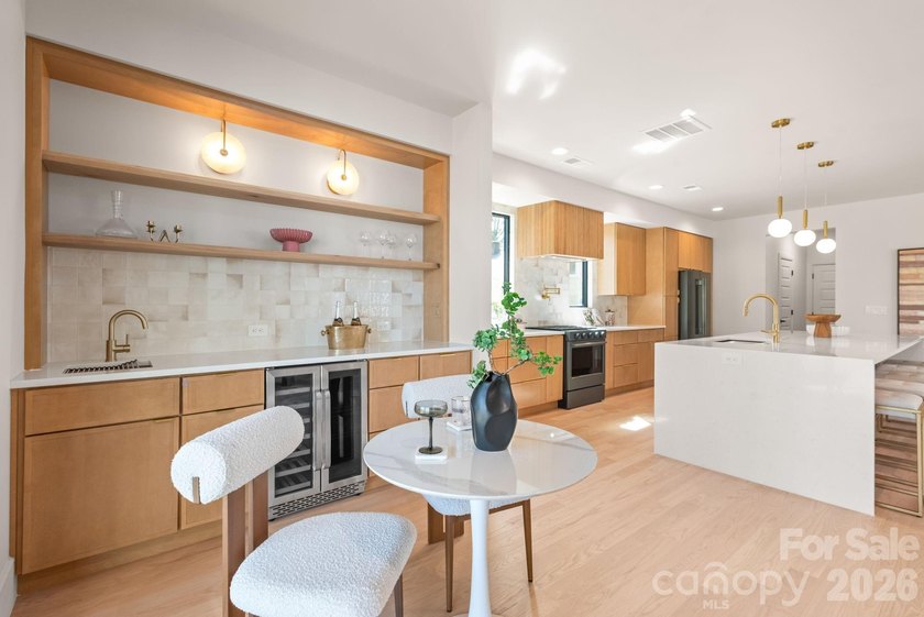 Welcome to 1814 Logie Avenue, a thoughtfully designed NEW - photo 15