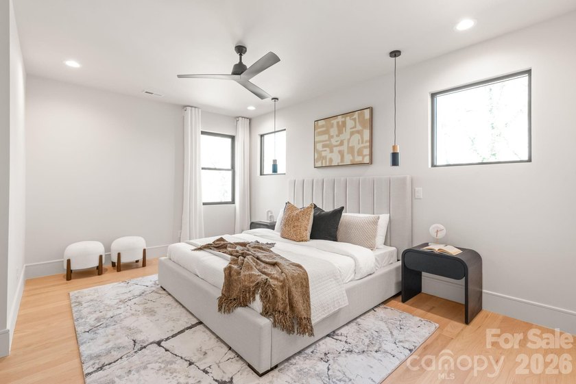Welcome to 1814 Logie Avenue, a thoughtfully designed NEW - photo 23