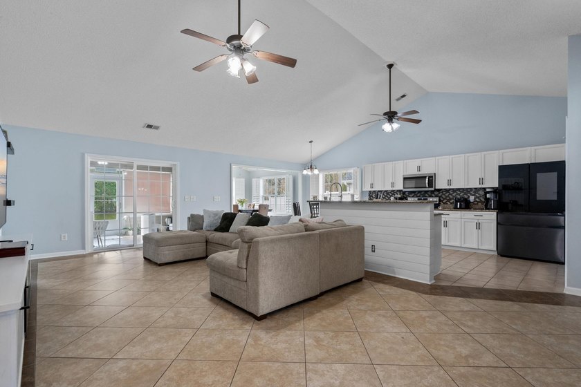 Welcome to 241 Bonnie Bridge Rd in the highly desirable Highland - photo 7