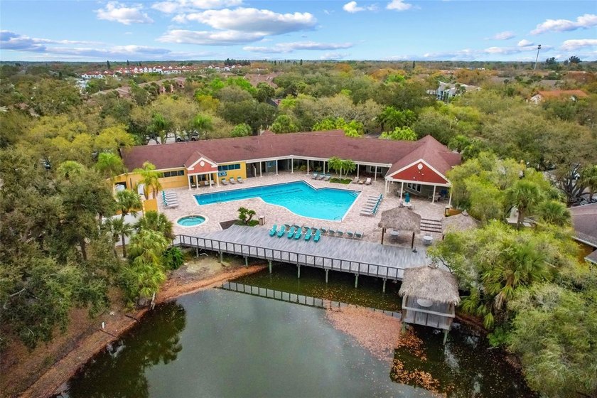 Welcome to this beautifully and move-in ready condo in the - photo 31