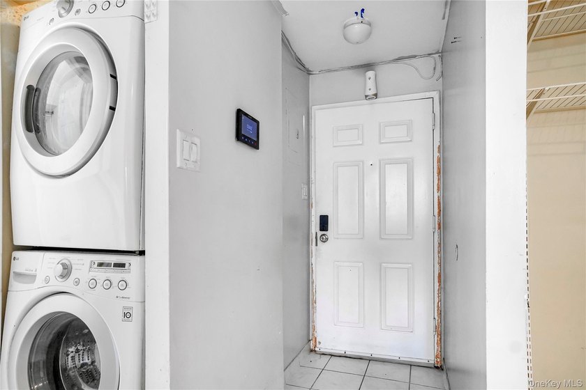 Spacious 1-bedroom condo in a desirable Canarsie community - photo 6