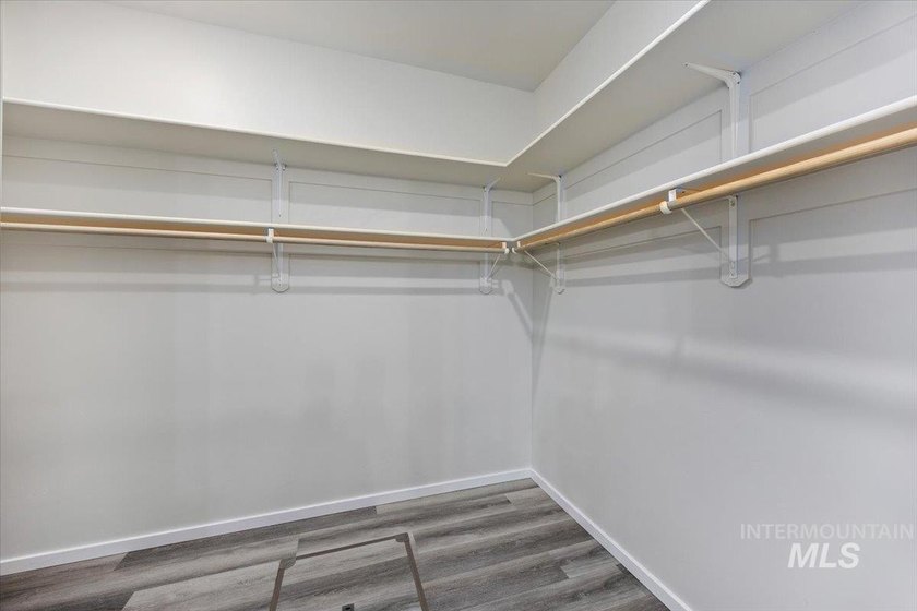 Welcome to 919 Victory Drive in the desirable Clover Creek - photo 20