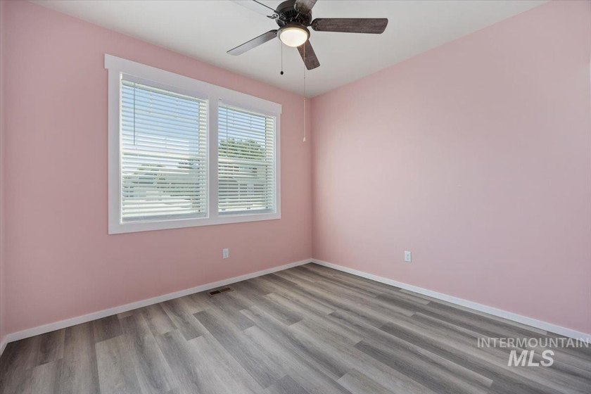 Welcome to 919 Victory Drive in the desirable Clover Creek - photo 21