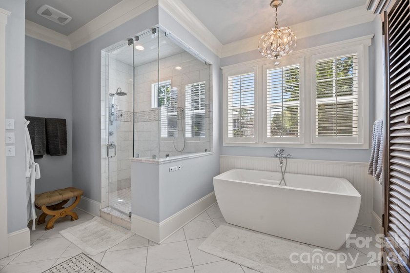 Welcome to your private lakeside oasis in the gated community of - photo 34