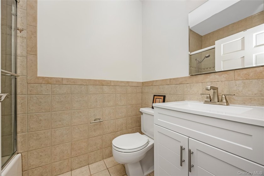 Spacious two bedroom, two full bath (primary bedroom with - photo 12