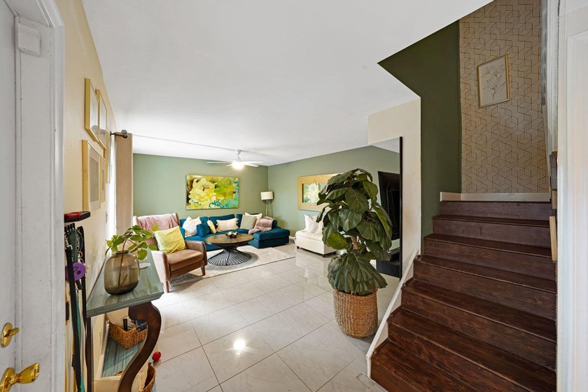 Enjoy the best of Davie living in this beautiful two-story - photo 12