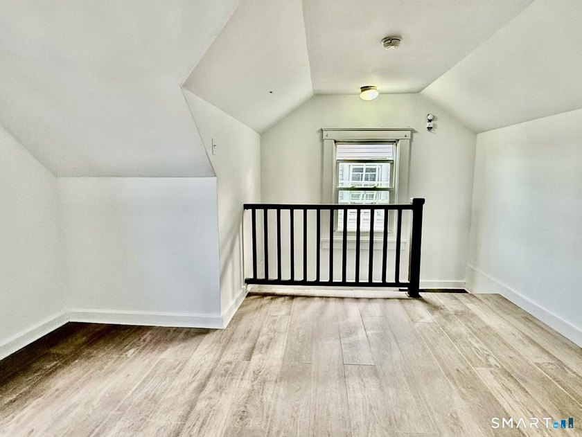 Rental Income $3,600 + $2,600. Cap Rate 7%+. Spacious Stamford 2 - photo 14