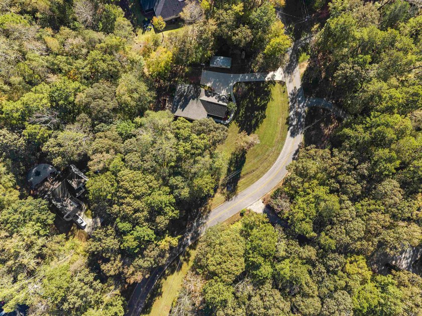 ONE LEVEL RANCH IN EXCELLENT CONDITION IN AWESOME LAKE - photo 15