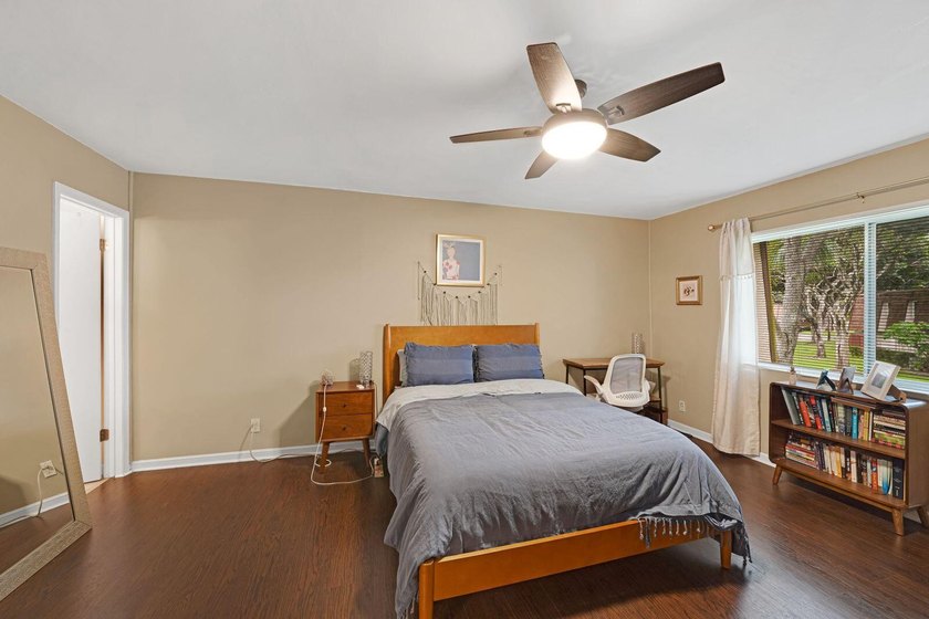 Enjoy the best of Davie living in this beautiful two-story - photo 17