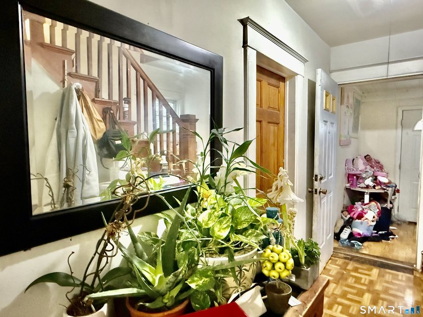 Rental Income $3,600 + $2,600. Cap Rate 7%+. Spacious Stamford 2 - photo 23