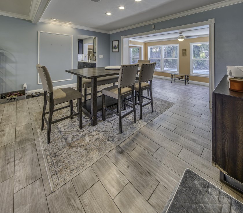 Welcome to your dream home! with No HOA ! This expansive 3Br - photo 8