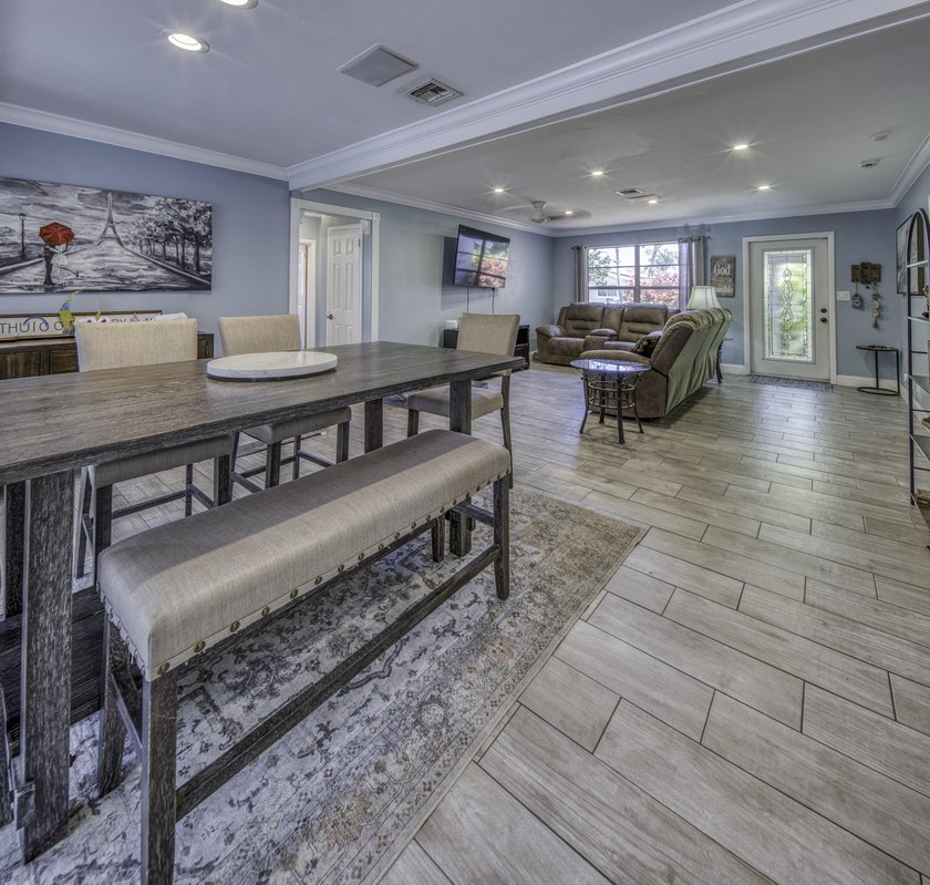 Welcome to your dream home! with No HOA ! This expansive 3Br - photo 9