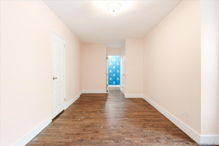 Spacious Living Meets Everyday Convenience at The New Yorker! - photo 8