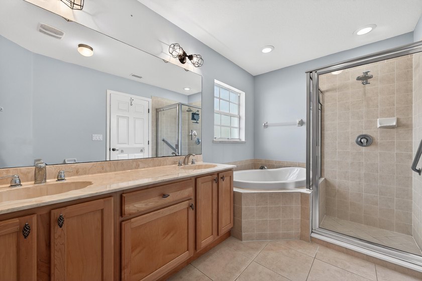 REDUCED! Welcome home to this 4 bedroom, 2 1/2 bath CBS home - photo 20
