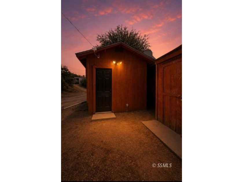 Fresh updates, flexible space, and mountain charm awaits! This - photo 10