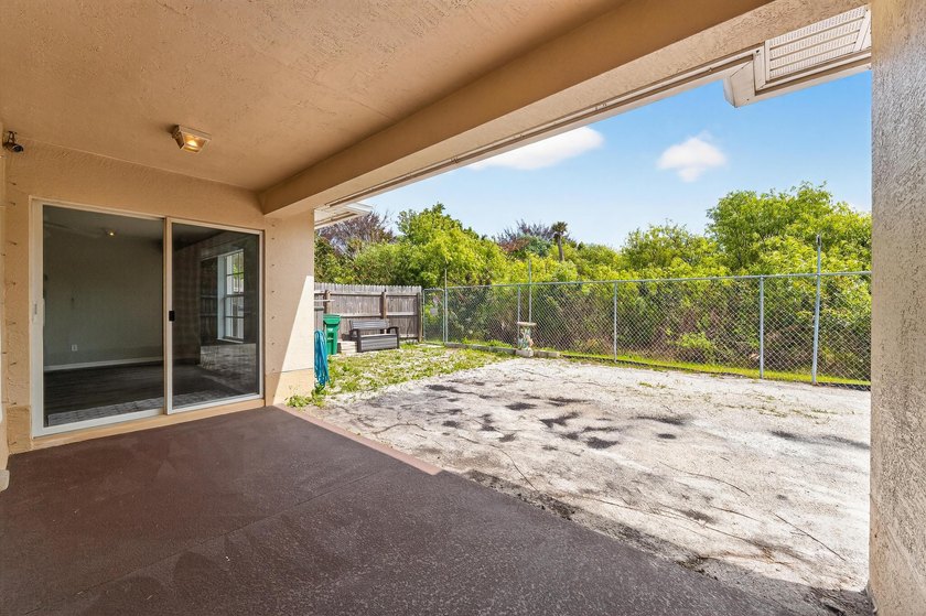 REDUCED! Welcome home to this 4 bedroom, 2 1/2 bath CBS home - photo 32