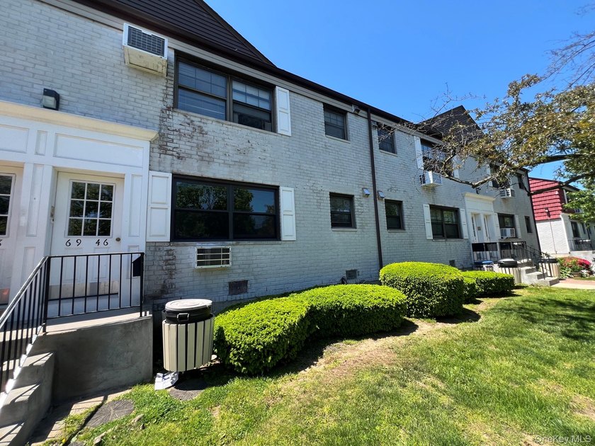 NO INTERVIEW / Garden-Style 1 Bedroom Coop for Sale in South - photo 13