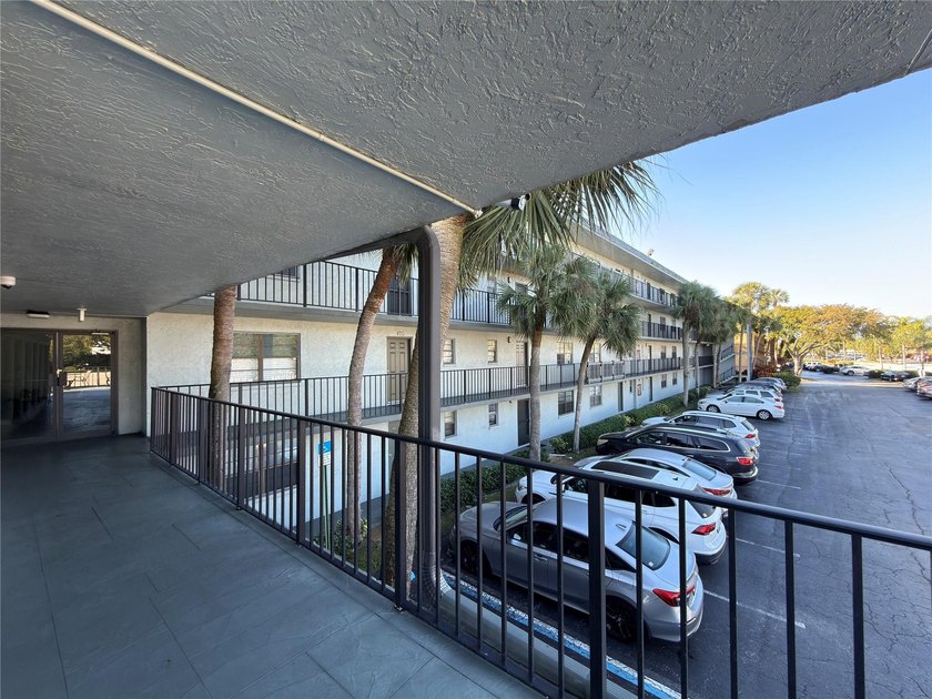Welcome to beautiful Boca Raton! This move-in ready unit is a - photo 13